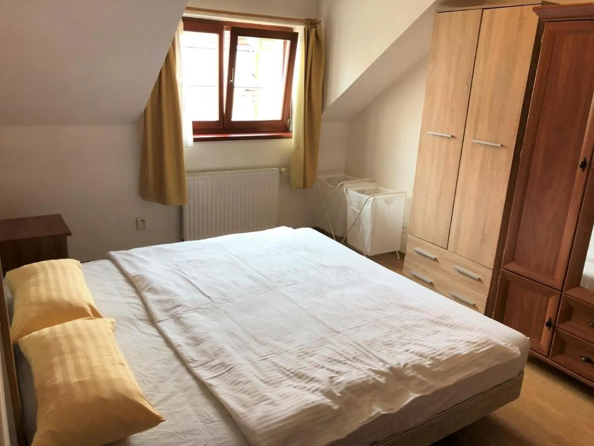 公寓式酒店 Residence Zahrebska 布拉格